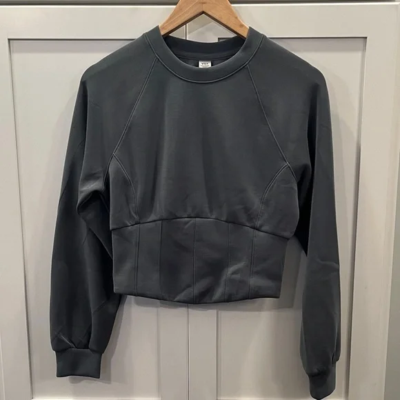 Worn 1x Victorias Secret VSX Featherweight Corset Crewneck Womns Gray Sweatshirt - Picture 2 of 5